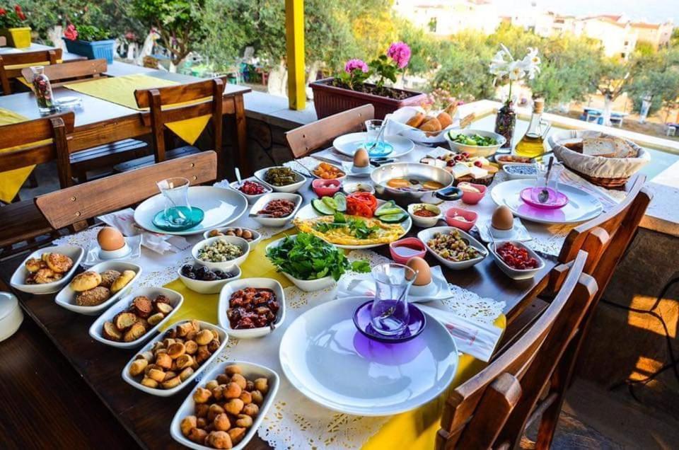 Kaymak Tepesi Tatil Evi Bed & Breakfast Küçükkuyu Ngoại thất bức ảnh